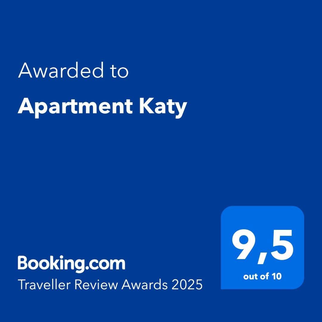 Apartment Katy Pula Eksteriør billede